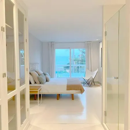 Furia Beach House Villa