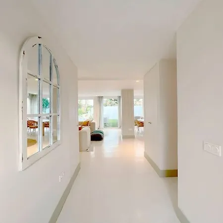 Furia Beach House Marbella