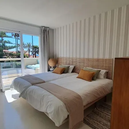 Furia Beach House Villa